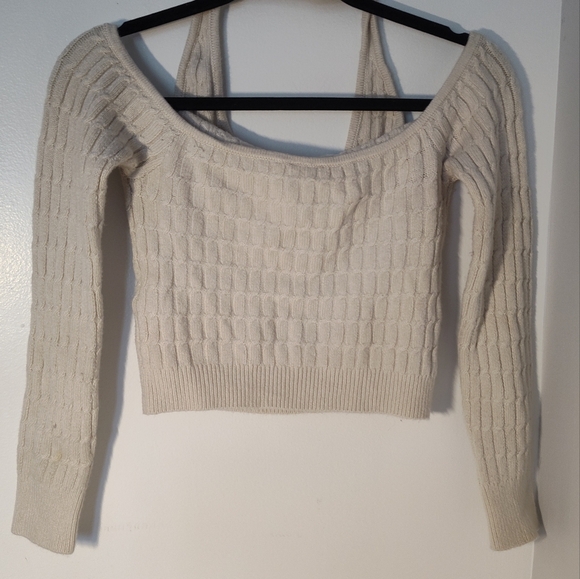 Abercrombie &Fitch Cream Cable Knit Off-Shoulder Sweater Size S #538 - Picture 3 of 3